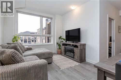 33 Red Maple Lane, Barrie, ON 