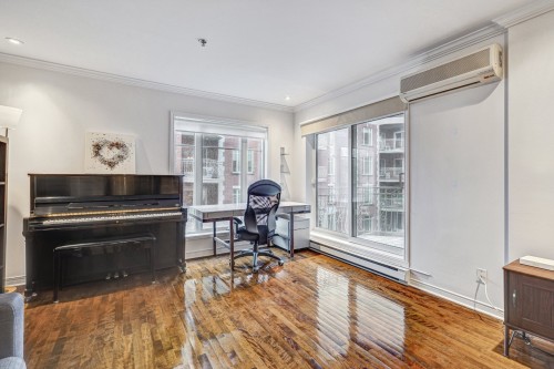 Living Room - 206-5860 Av. De Monkland, Montréal (Côte-Des-Neiges/Notre-Dame-De-Grâce), QC 