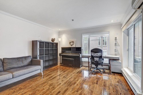 Living Room - 206-5860 Av. De Monkland, Montréal (Côte-Des-Neiges/Notre-Dame-De-Grâce), QC 