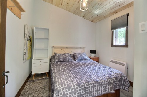 Master Bedroom - 125 Ch. Du Lac-Davy, Trécesson, QC 