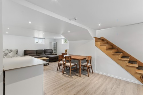 Salle familiale - 800 Rue Robillard, Beauharnois, QC - Indoor Photo Showing Other Room