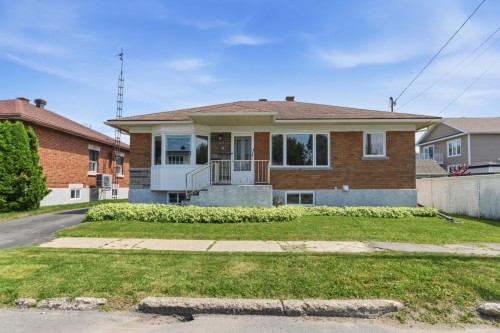 Façade - 800 Rue Robillard, Beauharnois, QC - Outdoor