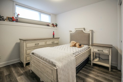 Chambre à coucher - 69 64E Avenue O., Saint-Paul-De-L'Île-Aux-Noix, QC - Indoor Photo Showing Bedroom