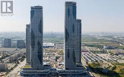 1705 - 28 INTERCHANGE WAY Vaughan, ON L4K 0P8