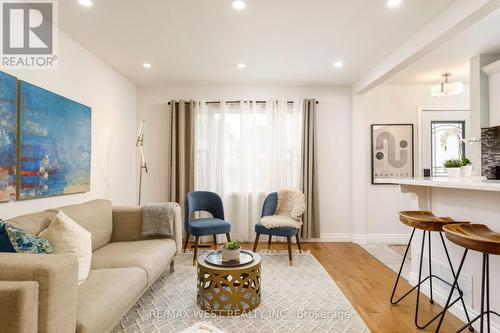42 Stephen Drive, Toronto, ON 