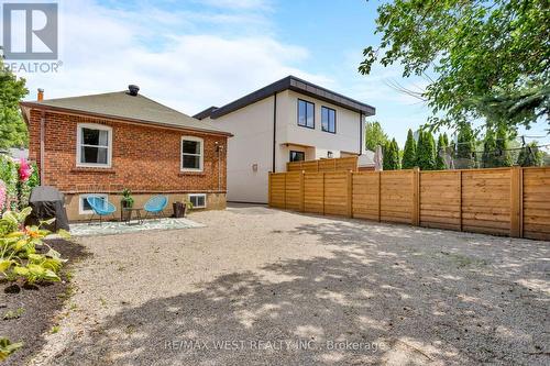 42 Stephen Drive, Toronto, ON 