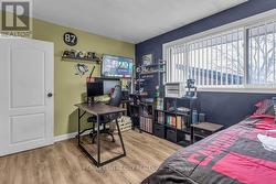 Large Bedroom Windows - 