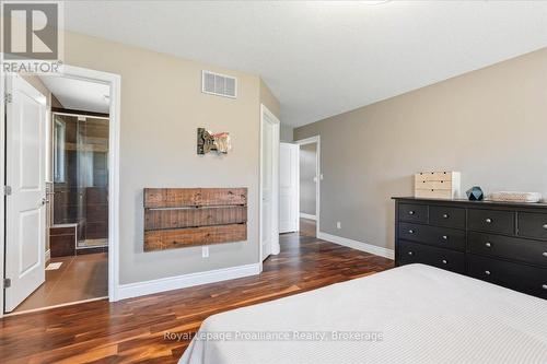 13 Freedom Crescent, Quinte West (Sidney Ward), ON 