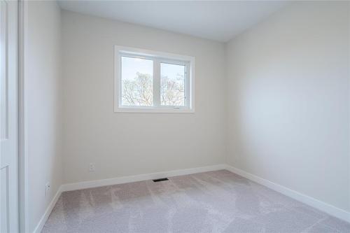 3 Elizabeth Waytiuk Cove, East Selkirk, MB - Indoor Photo Showing Other Room
