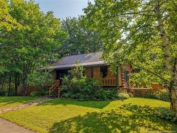 2112 Hanwell RD  Hanwell, NB E3C 1M8