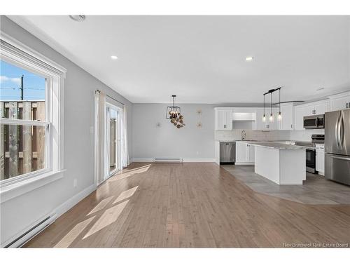 8 Rochefort St, Dieppe, NB 