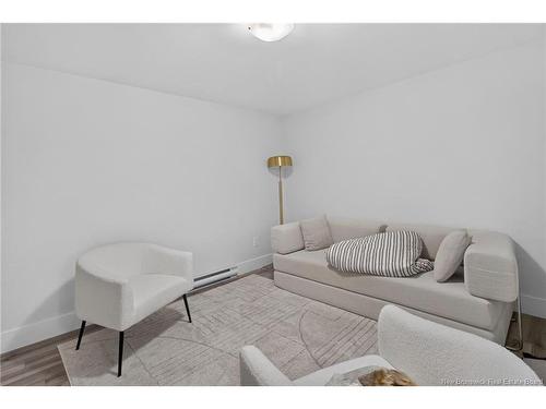 8 Rochefort St, Dieppe, NB 