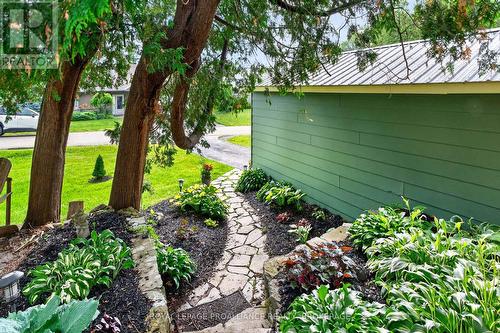 15 Rideau Street, Westport, ON 