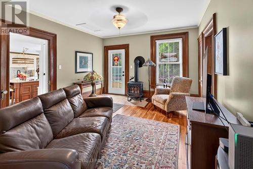 15 Rideau Street, Westport, ON 