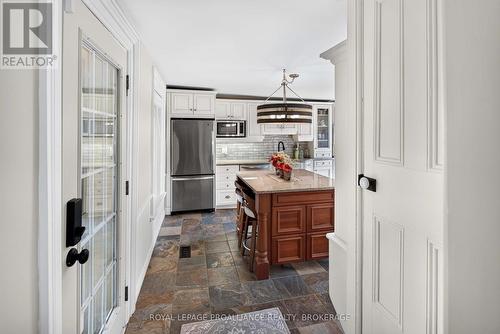 15 Rideau Street, Westport, ON 
