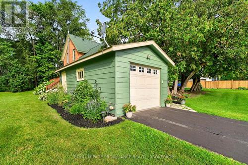 15 Rideau Street, Westport, ON 