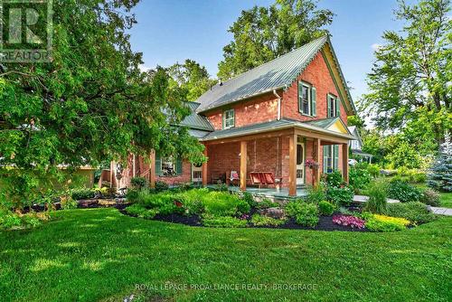 15 Rideau Street, Westport, ON 