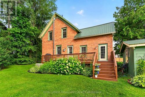 15 Rideau Street, Westport, ON 