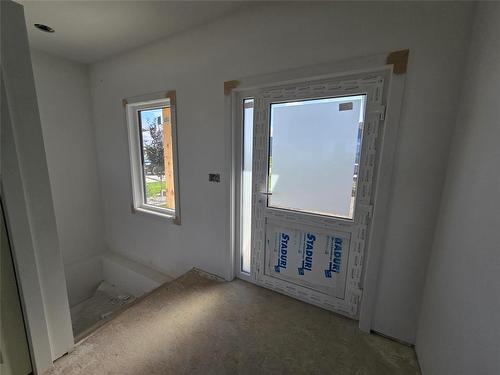 57 Wild Plum Drive, Steinbach, MB - Indoor Photo Showing Other Room