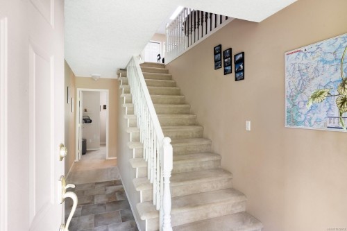7084 Willis Point Rd, Central Saanich, BC 
