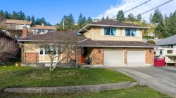 1448 Rose Ann Dr Nanaimo, BC V9T 4K8