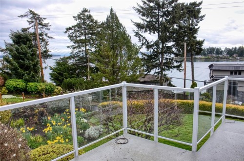 10502 Jocelyn Pl, Sidney, BC 