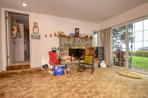 10502 Jocelyn Pl, Sidney, BC 