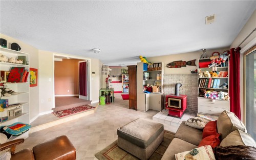 1662 Stamps Rd, Cowichan Bay, BC 