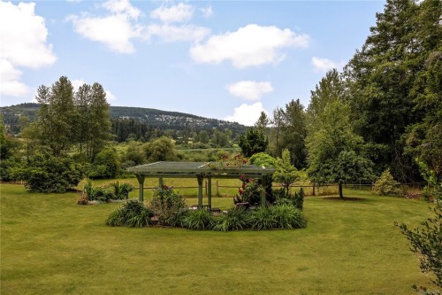 1662 Stamps Rd, Cowichan Bay, BC 