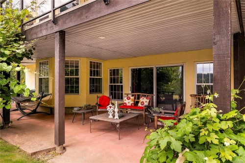 1662 Stamps Rd, Cowichan Bay, BC 