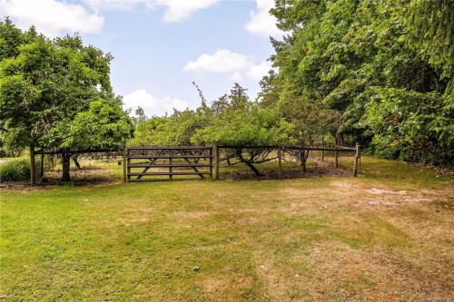 1662 Stamps Rd, Cowichan Bay, BC 
