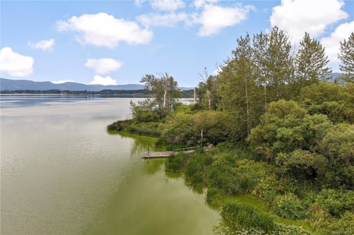 1662 Stamps Rd, Cowichan Bay, BC 