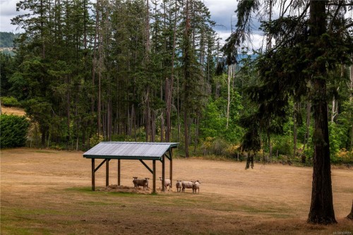 1662 Stamps Rd, Cowichan Bay, BC 