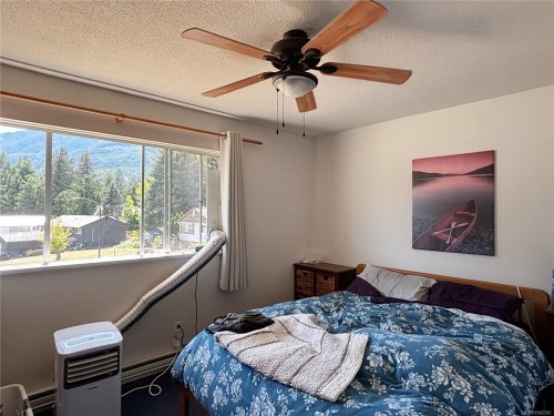 648 Nimpkish Dr, Gold River, BC 