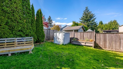 1068 Ruby Rd, Campbell River, BC 
