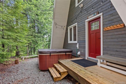 5461 Grouse Rd, Courtenay, BC 