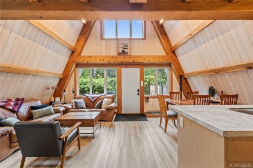 5461 Grouse Rd, Courtenay, BC 
