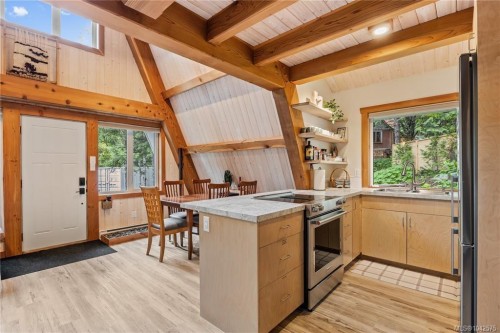 5461 Grouse Rd, Courtenay, BC 