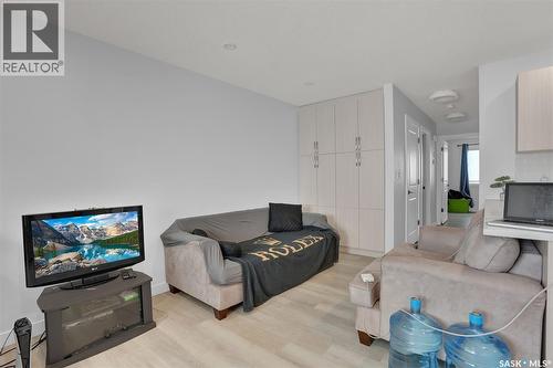 2031 Francis Street, Regina, SK 