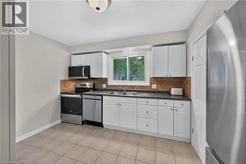 27 Ainslie Avenue, Hamilton, ON 