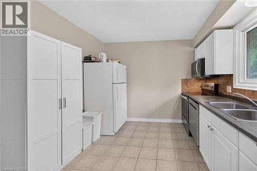 27 Ainslie Avenue, Hamilton, ON 