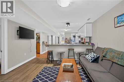 27 Ainslie Avenue, Hamilton, ON 
