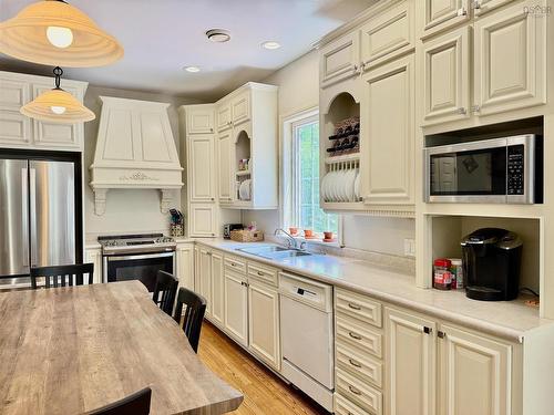 1037 Lakeside Road, Milton Highlands, NS 