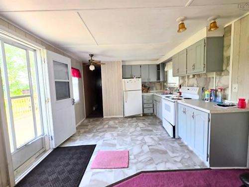 5 Penny Lane, Big Pond, NS 