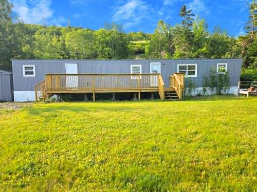 5 Penny Lane, Big Pond, NS 