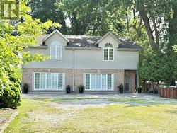 695 FRONT ROAD North Unit# UPPER Amherstburg, ON N9V 2V6