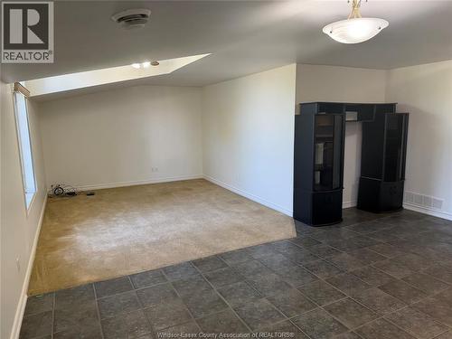 695 FRONT ROAD North Unit# UPPER , Amherstburg, Ontario N9V 2V6 3