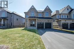 175 GOLD PARK Gate Angus, ON L3W 0B4