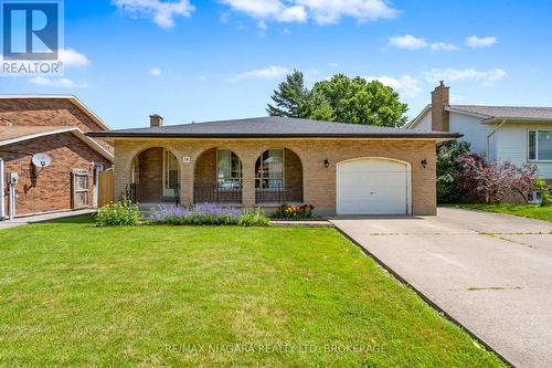 26 FORSTER AVENUE  Thorold (Confederation Heights), ON L2V 4J5