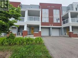 9 VALENCIA AVENUE  Kitchener, ON N2R 0R7